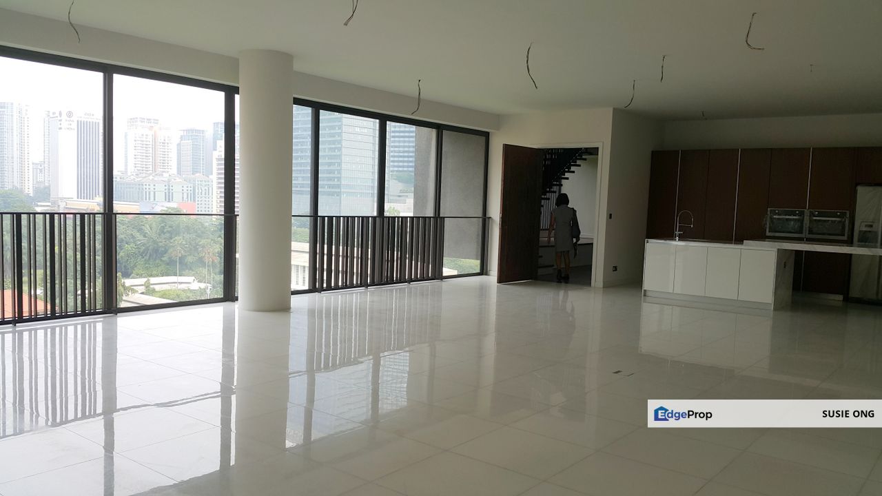Penthouse with pool and garden , Kuala Lumpur, Ampang Hilir