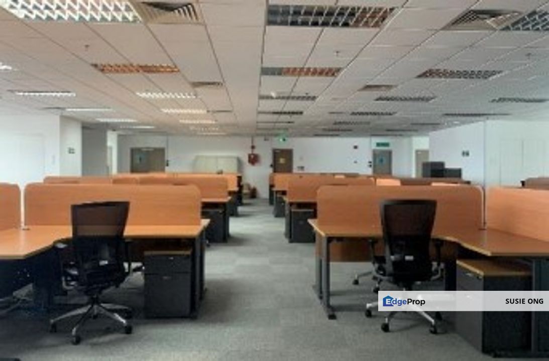 Vista Tower fully fitted office for rent in Jalan Tun Razak KLCC and  short walk to mrt station, Kuala Lumpur, KL City