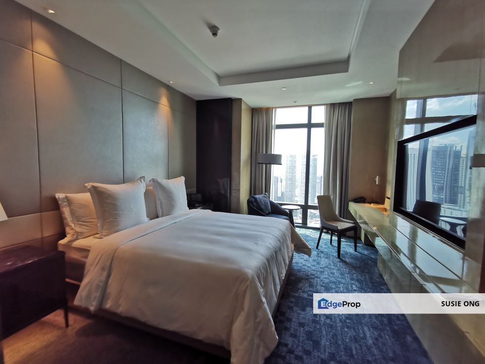 Four seasons Service Apartment fully furnished 2 bedrooms  move in condition, Kuala Lumpur, KLCC
