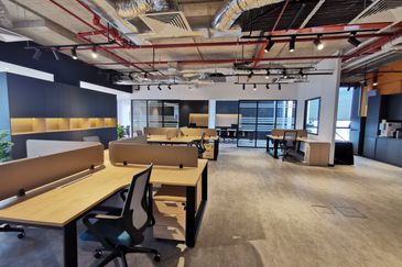 Menara EcoWorld (The Stride Strata Office @ BBCC)