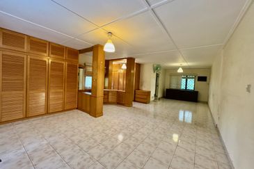 3 storey classic bungalow @ Bukit Tunku (Kenny Hills)