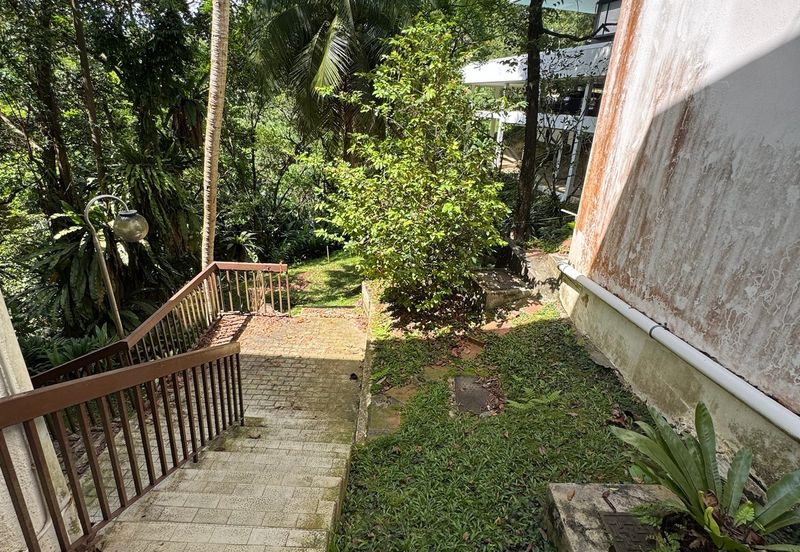 3 storey classic bungalow @ Bukit Tunku (Kenny Hills)