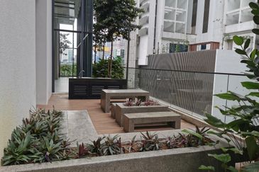 Aria Luxury Residence