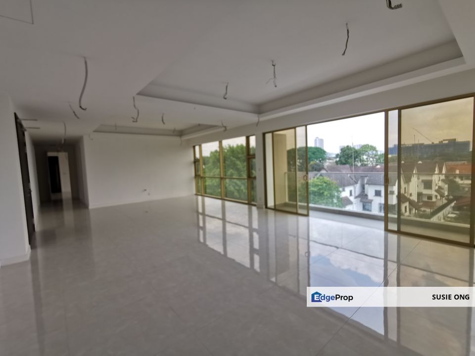 Residensi R8 Luxurious new condo in Ampang Hilir close to amenities and International School, Kuala Lumpur, KL City