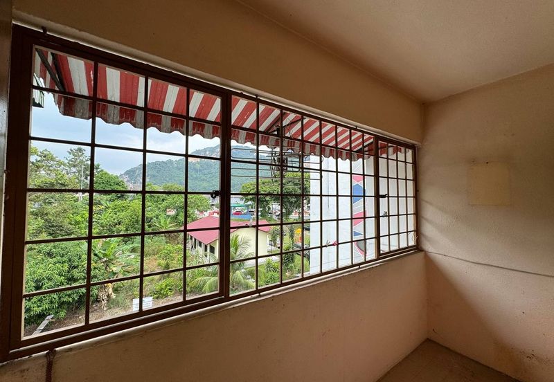 Apartment Taman Pinggiran Batu Caves