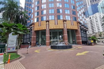 Menara HLX (formerly Menara HLA)