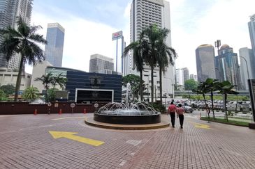 Menara HLX (formerly Menara HLA)