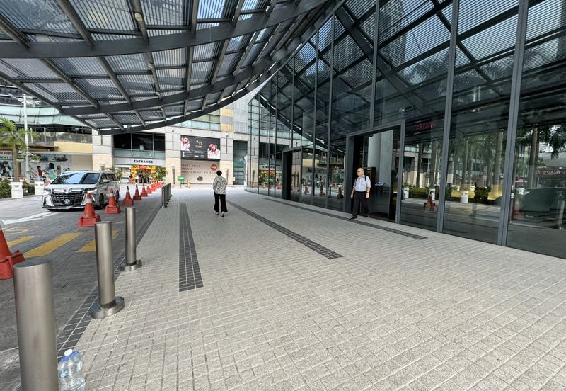 Menara AIA Cap Square 