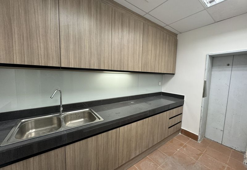 Plot 1194 (Bangunan MAS)