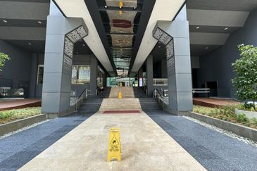 CIMB Hub (Formerly known as Kenanga International)