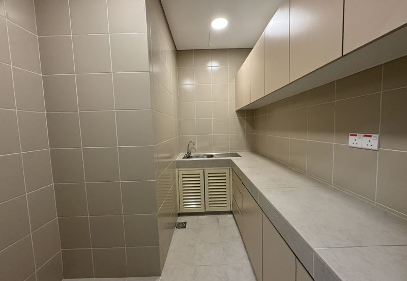 Menara Public Bank 2 - Penthouse office space for rent in Kuala Lumpur City Centre