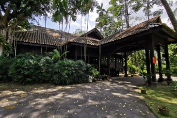 Kampung Warisan Condominium