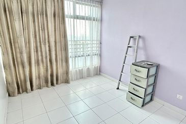 Seri Austin Luxury Apartment