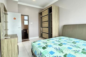 Seri Austin Luxury Apartment