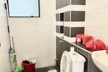 Seri Austin Luxury Apartment