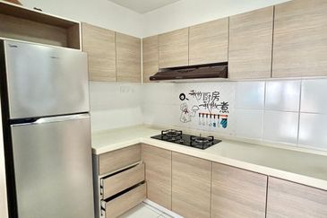 Seri Austin Luxury Apartment