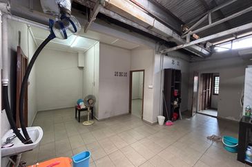 Jalan Tun Abdul Razak