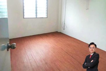 Flat Taman Plentong Utama