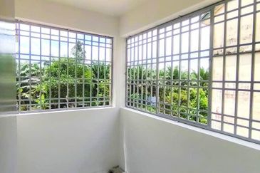 Flat Taman Plentong Utama