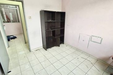 Indah Court Apartment