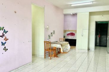 Indah Court Apartment