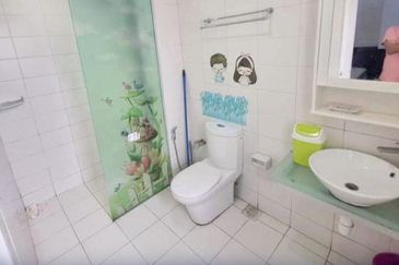 Dedaun Hijau (Greenfield Regency)