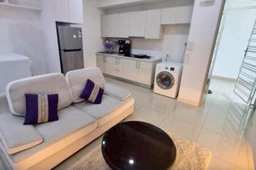 Dedaun Hijau (Greenfield Regency)