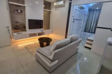 Dedaun Hijau (Greenfield Regency)