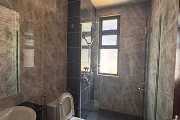 The Canal Garden South, Horizon Hills