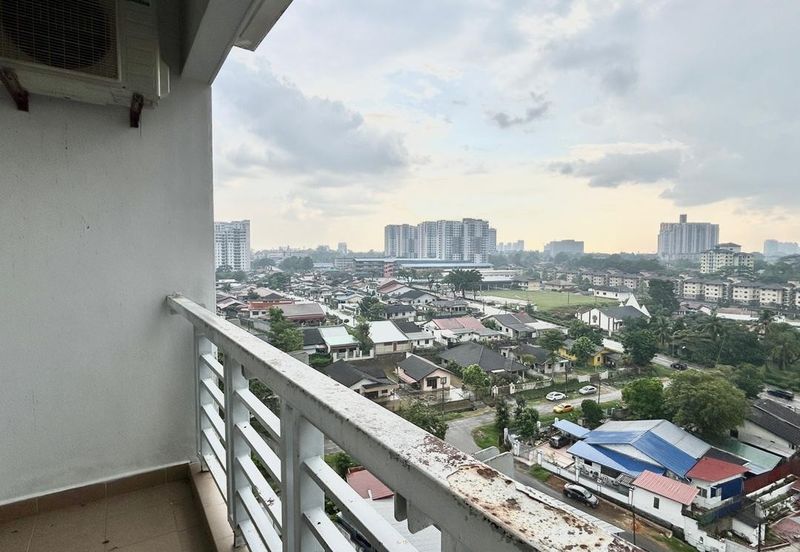 D'Larkin Residence (Delima Larkin)