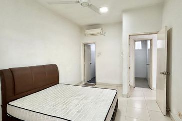 D'Larkin Residence (Delima Larkin)