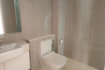 Emerald Bay @ Puteri harbour