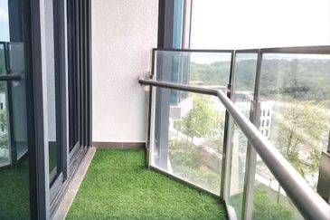 Almas @ Puteri Harbour