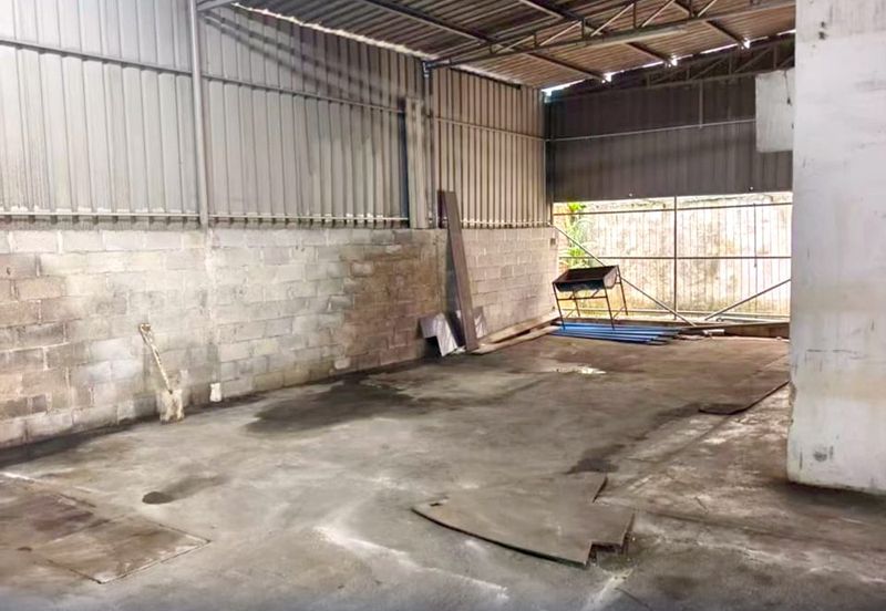 Kota Puteri Masai1.5 Storey Semi-Detached Factory for Rent