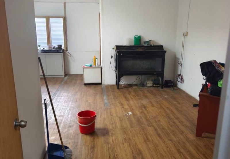 Kota Puteri Masai1.5 Storey Semi-Detached Factory for Rent