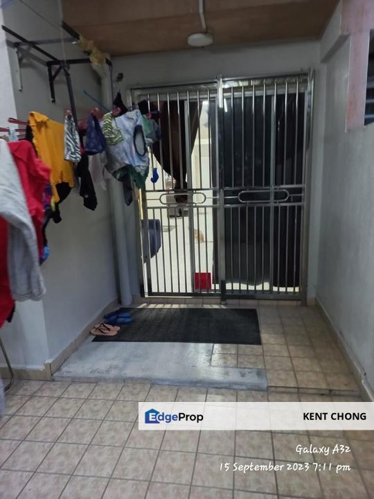 Big balcony apartment at batu 9 cheras, Selangor, Batu 9th Cheras