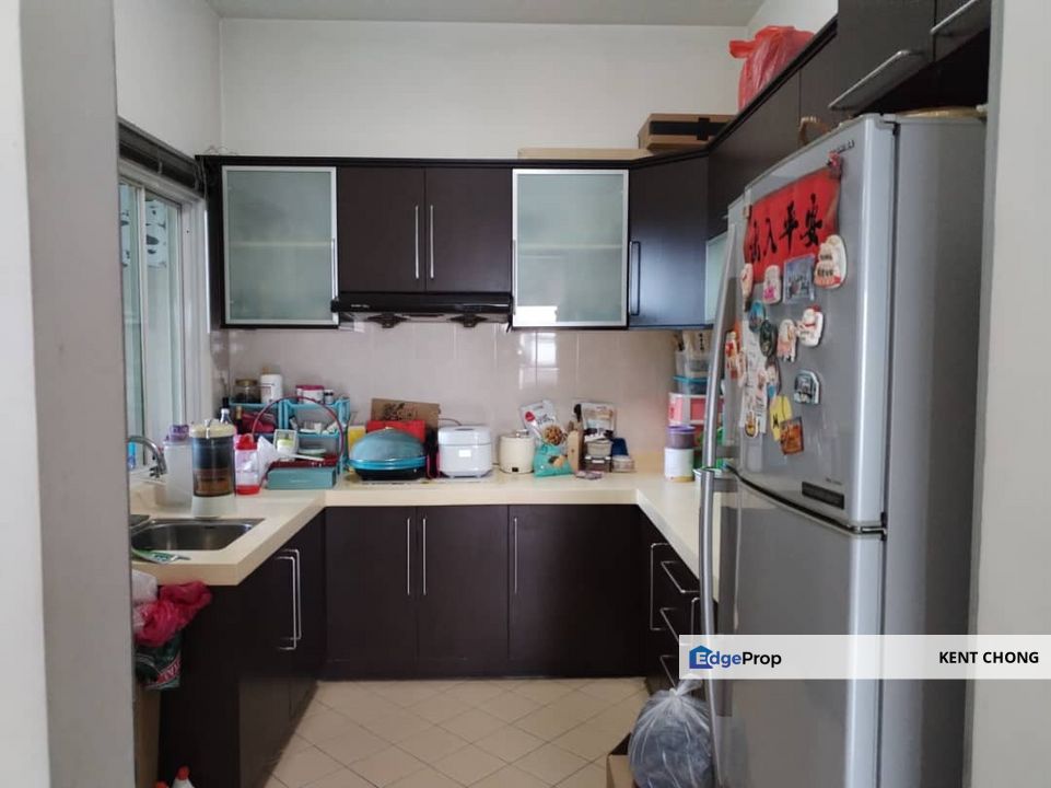 Super below market price , Desa Impiana Apartment , Puchong Prima , Puchong, Selangor, Puchong