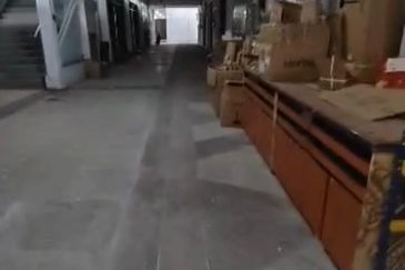 2 storey shop Pusat Perdagangan Nilai, Nilai