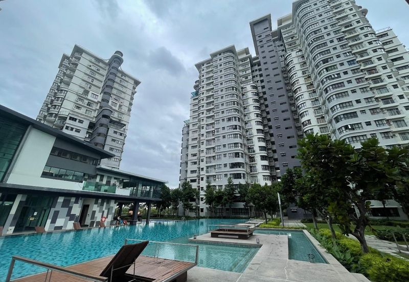 Maisson @ Platinum Apartment