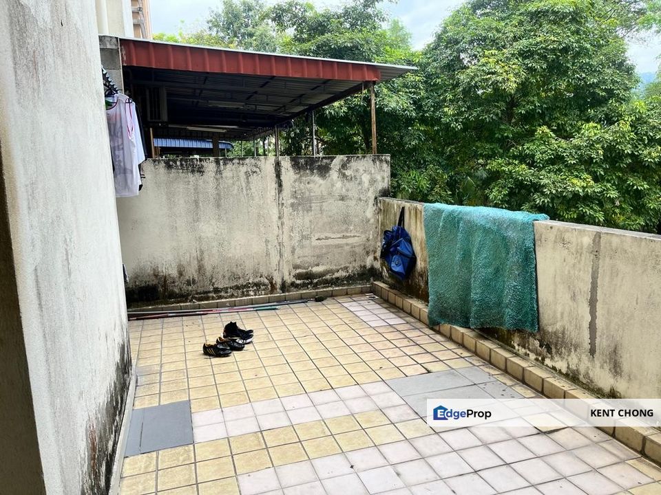 Sering Casuarina Apartment , with balcony , Cheras batu 9, Selangor, Batu 9th Cheras