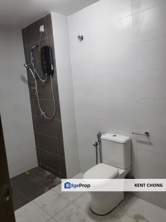 🏡 Diamond City Aster Semenyih – Renovated Double Storey, Selangor, Semenyih