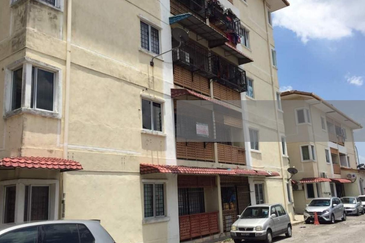 Blok Desa Awana Apartment