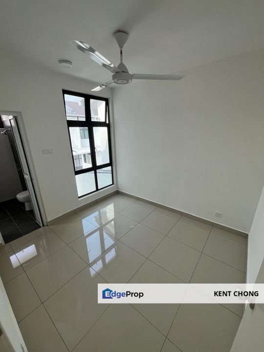 Fully Furnished Mutiara Hills Semenyih Kajang, Selangor, Semenyih