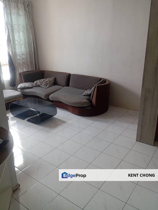 Vista Impiana Condominium Seri Kembangan 3 Bedrooms 2 Bathrooms For Sale, Selangor, Seri Kembangan