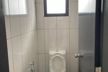 Ecohill Walk Mall, Setia Ecohill