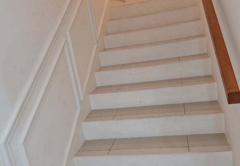 Crescent Park Townvilla