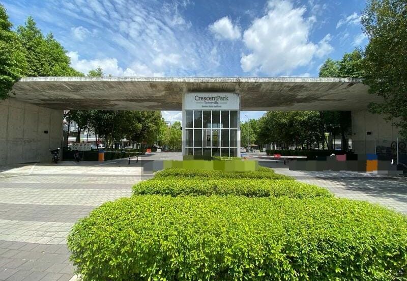 Crescent Park Townvilla