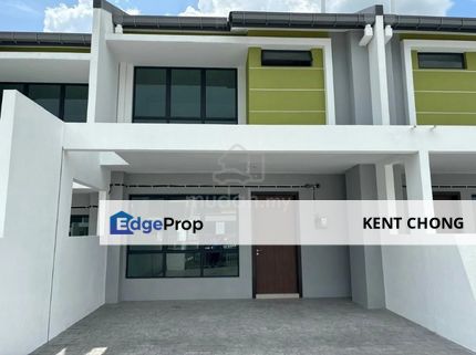 Kajang Double Storey House 4R3B Semi Furnished, Selangor, Hulu Langat