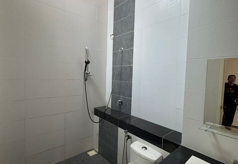 Cradleton @ Eco Majestic