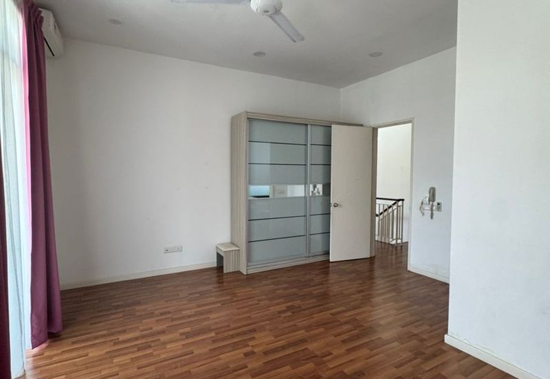 Cradleton @ Eco Majestic